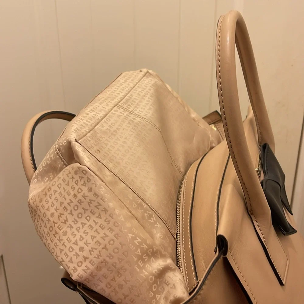 Kate Spade please check all picture of condition - Picture 16 of 17